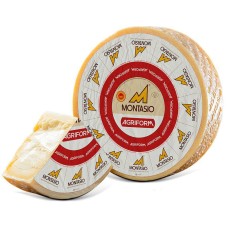 Caseifici Granterre Montasio DOP Cheese 1kg